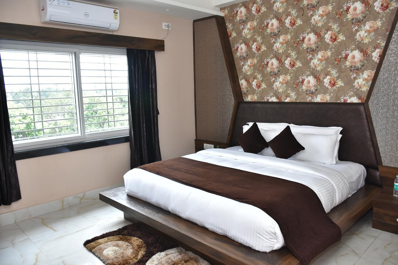 Hotel Daftari Palace Kishanganj Dış mekan fotoğraf
