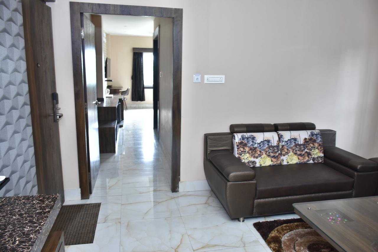 Hotel Daftari Palace Kishanganj Dış mekan fotoğraf