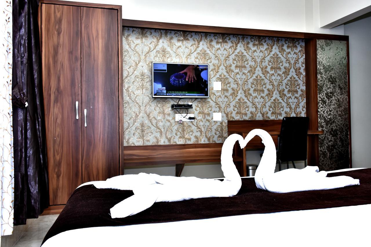 Hotel Daftari Palace Kishanganj Dış mekan fotoğraf