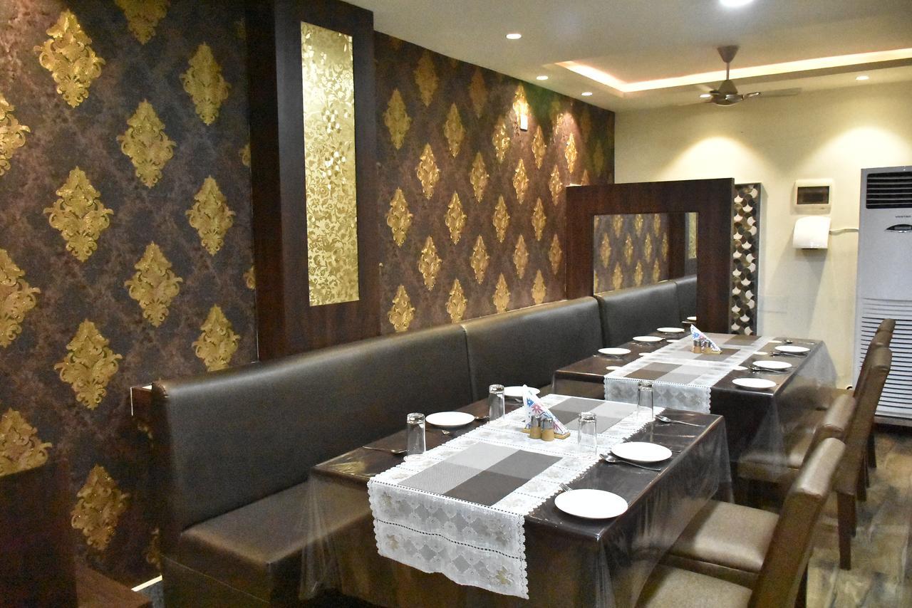 Hotel Daftari Palace Kishanganj Dış mekan fotoğraf